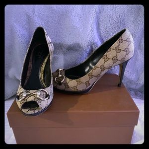 Gucci pumps size 37 1/2